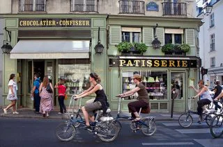 Rue-Bonaparte-paris
