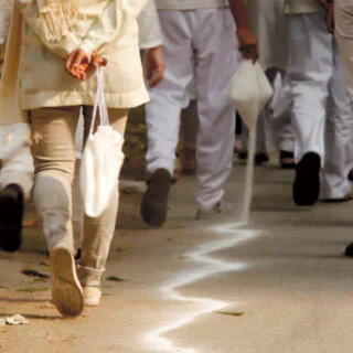 Honi-Ryan_Walking-Presence_social-performance-2016_Photo_Kashif-Saleem