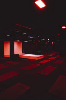 Mon Q Club - Alek Katar